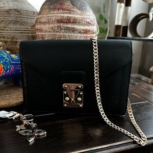 LOUIS VUITTON Epi Pochette Sellier Dragonne with unbranded chain strap NO KEY